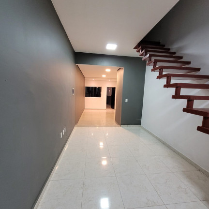 Sobrado com 2 Quartos à Venda, 80 m² em Jardim Abaeté - Sorocaba