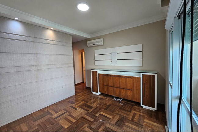 Imagem Imóvel com 4 Quartos à Venda, 193 m² em Vila Suzana - São Paulo Imagem Imóvel com 4 Quartos à Venda, 193 m² em Vila Suzana - São Paulo