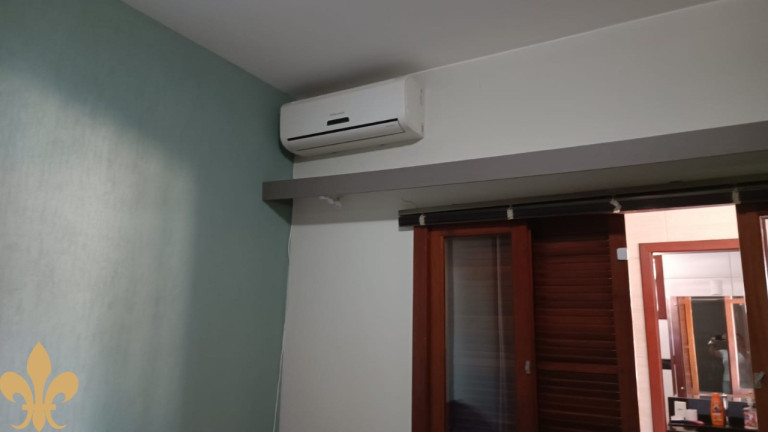 Imagem Casa com 3 Quartos à Venda, em Forquilhas - São José Imagem Casa com 3 Quartos à Venda, em Forquilhas - São José