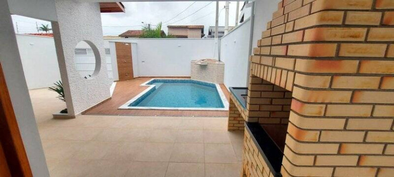 Imagem Casa com 3 Quartos à Venda, 250 m² em Oásis - Peruíbe