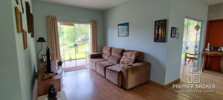 Imagem Casa com 4 Quartos à Venda, 170 m² em Vargem Grande - Teresópolis Imagem Casa com 4 Quartos à Venda, 170 m² em Vargem Grande - Teresópolis