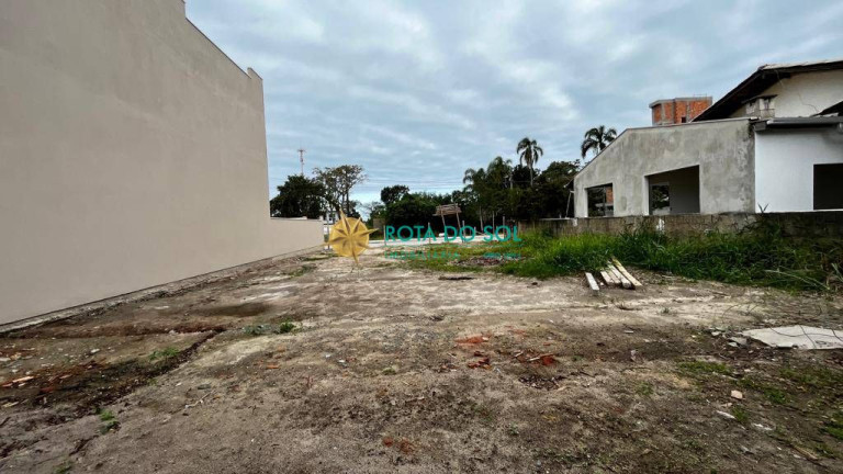 Imagem Terreno à Venda, 325 m² em Mariscal - Bombinhas