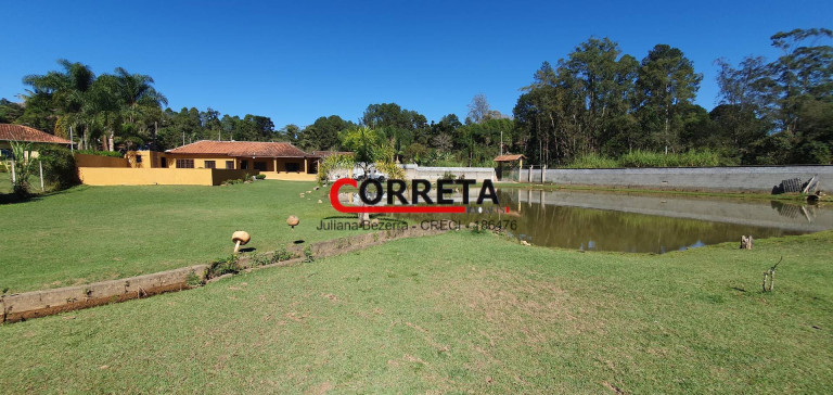 Imagem Casa com 3 Quartos à Venda, 2.400 m² em Cupim - Ibiúna Imagem Casa com 3 Quartos à Venda, 2.400 m² em Cupim - Ibiúna