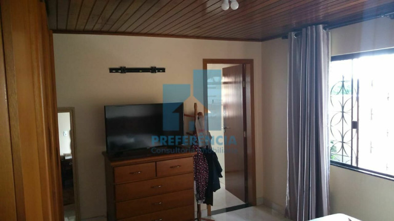 Imagem Casa com 4 Quartos à Venda, 157 m² em Contorno - Ponta Grossa
