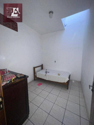 Imagem Sobrado com 4 Quartos à Venda, 202 m² em Vila Comendador Rodrigues Alves - Guaratinguetá Imagem Sobrado com 4 Quartos à Venda, 202 m² em Vila Comendador Rodrigues Alves - Guaratinguetá