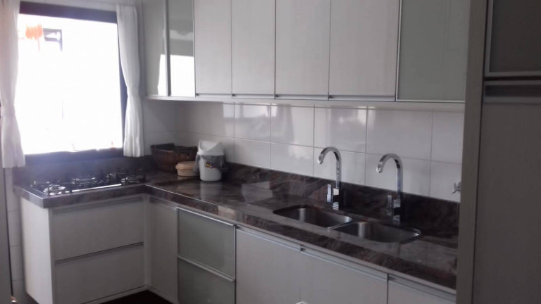 Imagem Apartamento com 3 Quartos à Venda, 142 m² em Vila Bertioga - São Paulo