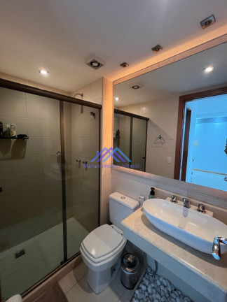 Imagem Imóvel com 2 Quartos à Venda, 82 m² em Icaraí - Niterói Imagem Imóvel com 2 Quartos à Venda, 82 m² em Icaraí - Niterói