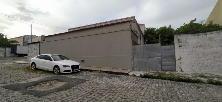 Imagem Terreno à Venda, 200 m² em São José - Campina Grande Imagem Terreno à Venda, 200 m² em São José - Campina Grande