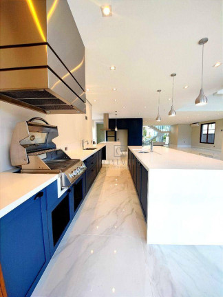 Imagem Casa com 4 Quartos à Venda, 558 m² em Alphaville Residencial Um - Barueri Imagem Casa com 4 Quartos à Venda, 558 m² em Alphaville Residencial Um - Barueri
