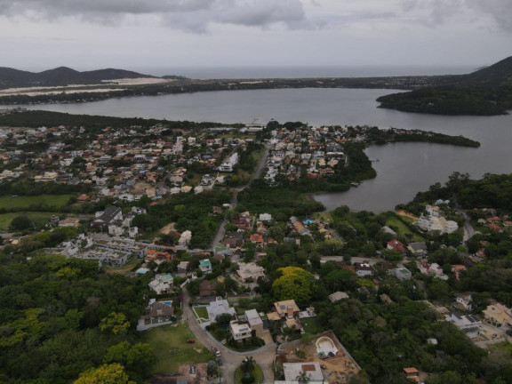 Imagem Terreno à Venda, 750 m² em Lagoa Da Conceição - Florianópolis Imagem Terreno à Venda, 750 m² em Lagoa Da Conceição - Florianópolis