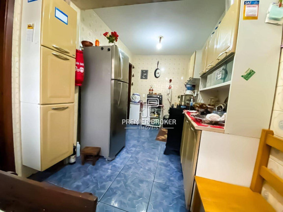 Imagem Casa com 2 Quartos à Venda, 75 m² em São Pedro - Teresópolis Imagem Casa com 2 Quartos à Venda, 75 m² em São Pedro - Teresópolis