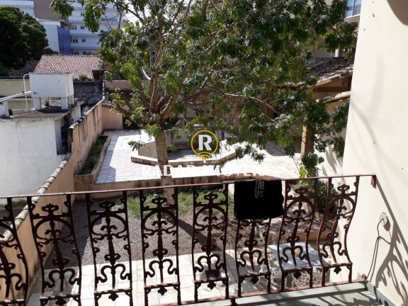 Imagem Casa com 5 Quartos à Venda, 320 m² em Centro - Cabo Frio