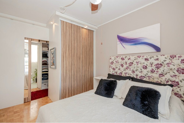 Imagem Casa com 3 Quartos à Venda, 300 m² em Jardim Sabará - Porto Alegre