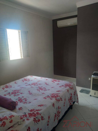 Imagem Casa com 3 Quartos à Venda, 170 m² em Vila São José - Taubaté