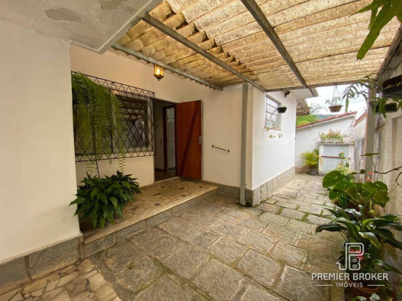 Imagem Casa com 3 Quartos à Venda, 200 m² em Alto - Teresópolis Imagem Casa com 3 Quartos à Venda, 200 m² em Alto - Teresópolis