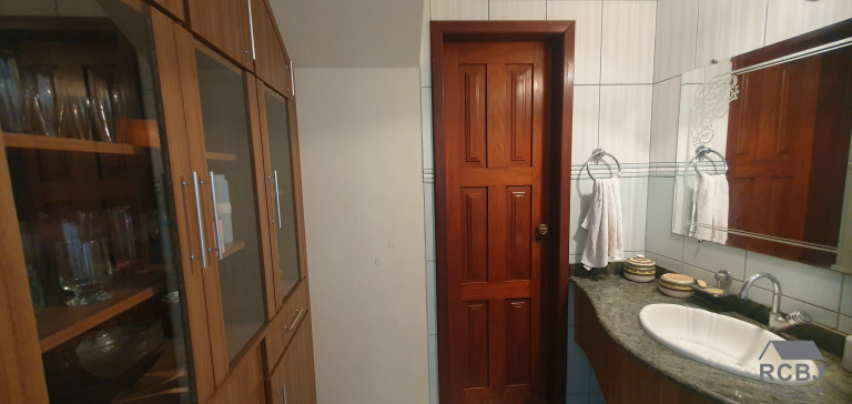 Imagem Sobrado com 6 Quartos à Venda,  em Centro - Esmeraldas