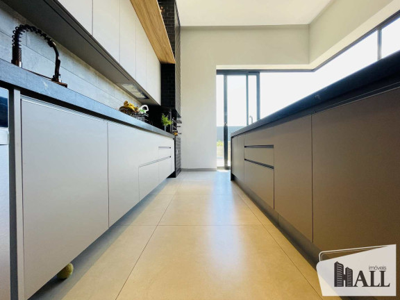 Casa com 3 Quartos à Venda, 218 m² em Centro - Bady Bassitt