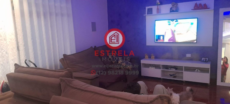 Imagem Casa com 3 Quartos à Venda, 360 m² em Jardim Maria Amélia - Jacareí Imagem Casa com 3 Quartos à Venda, 360 m² em Jardim Maria Amélia - Jacareí