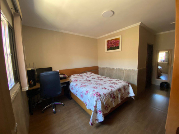 Imagem Casa com 4 Quartos à Venda, 330 m² em Vila Aparecida - Jundiaí Imagem Casa com 4 Quartos à Venda, 330 m² em Vila Aparecida - Jundiaí