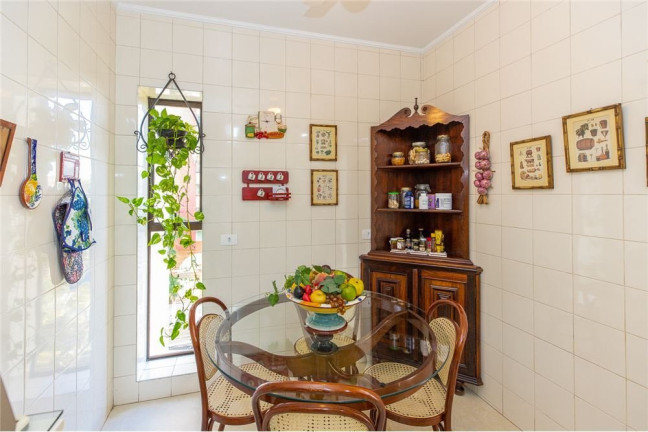 Imagem Apartamento com 3 Quartos à Venda, 200 m² em Moema - São Paulo