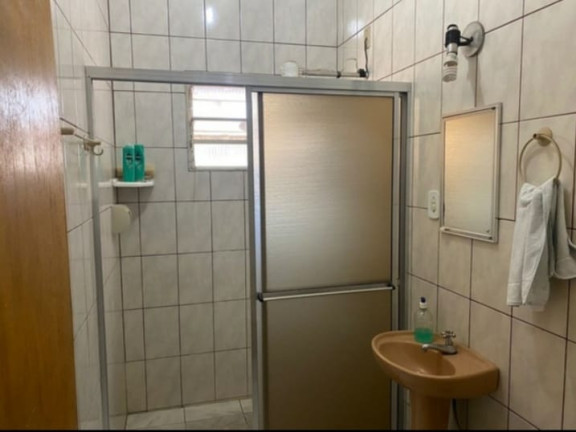 Imagem Casa com 3 Quartos à Venda, 164 m² em Azeredo - Pindamonhangaba