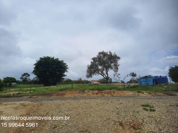 Imagem Imóvel com 1 Quarto à Venda, 10.400 m² em Faxinal - Angatuba Imagem Imóvel com 1 Quarto à Venda, 10.400 m² em Faxinal - Angatuba