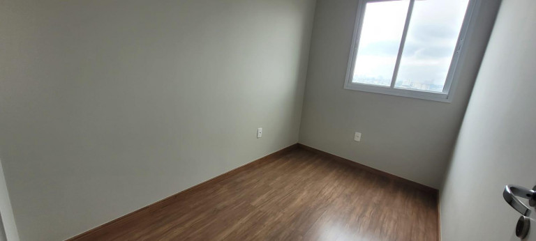Imagem Apartamento com 2 Quartos à Venda, 87 m² em Inglaterra - Londrina