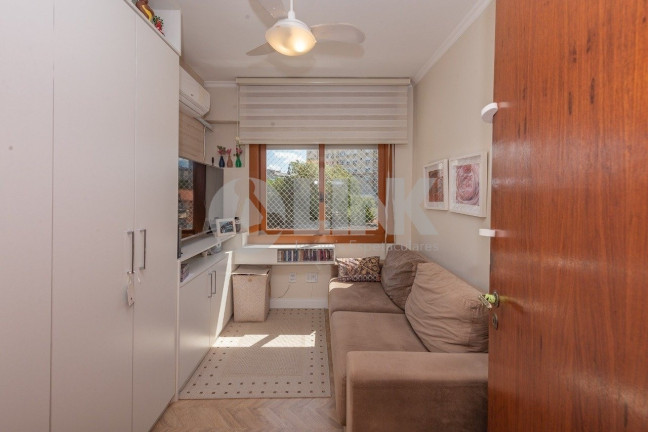 Imagem Apartamento com 2 Quartos à Venda, 60 m² em Passo Da Areia - Porto Alegre