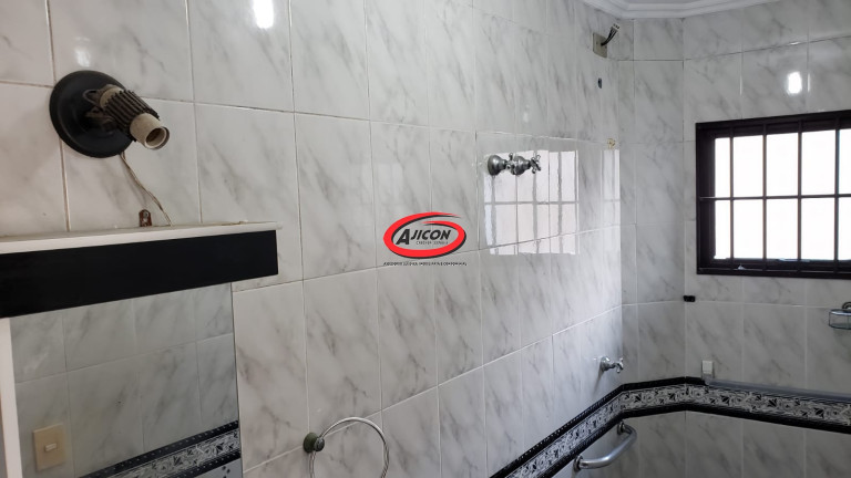 Imagem Casa com 4 Quartos à Venda, 155 m² em Centro - Ubatuba