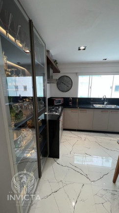 Imagem Apartamento com 3 Quartos à Venda, 225 m² em Centro - Balneário Camboriú Imagem Apartamento com 3 Quartos à Venda, 225 m² em Centro - Balneário Camboriú