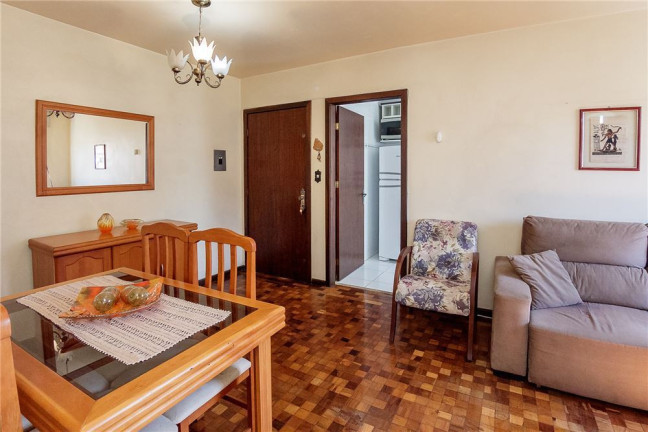 Imagem Imóvel com 2 Quartos à Venda, em Passo Da Areia - Porto Alegre Imagem Imóvel com 2 Quartos à Venda, em Passo Da Areia - Porto Alegre