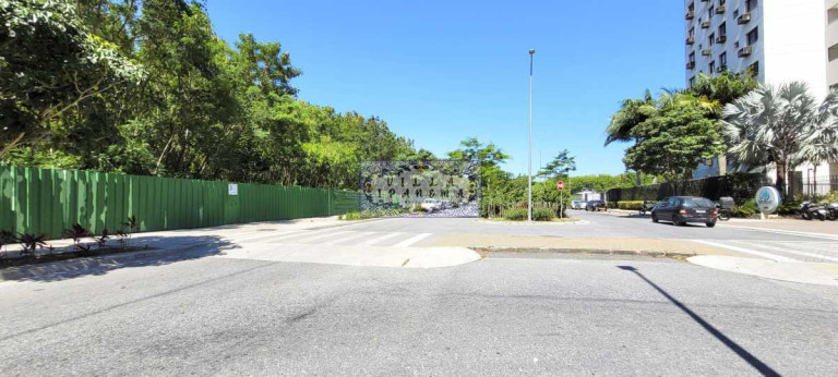 Foto do imóvel Terreno à Venda, 10.800 m² em Recreio Dos Bandeirantes - Rio De Janeiro Foto do imóvel Terreno à Venda, 10.800 m² em Recreio Dos Bandeirantes - Rio De Janeiro