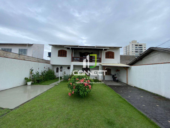 Casa com 4 Quartos à Venda, 187 m² em São Judas - Itajaí