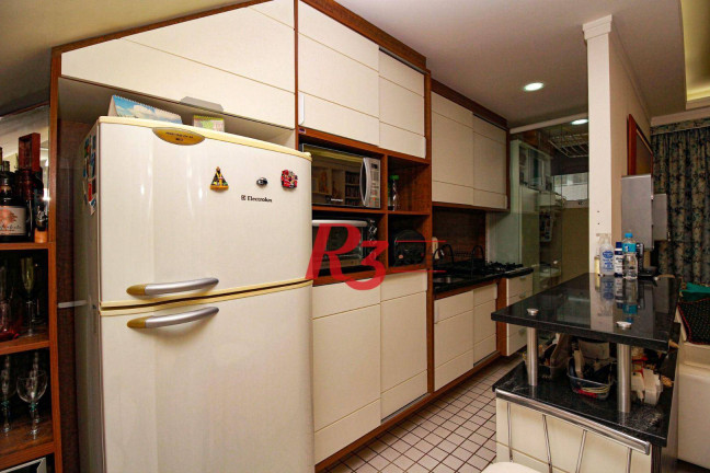 Imagem Loft com 2 Quartos para Alugar, 72 m² em Gonzaga - Santos