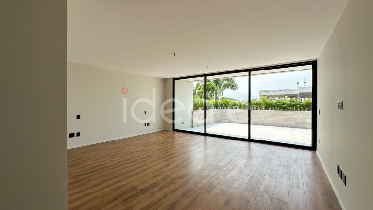 Imagem Casa de Condomínio com 5 Quartos à Venda,  em Barra Da Tijuca - Rio De Janeiro