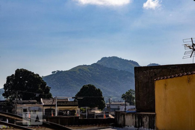 Imagem Imóvel com 2 Quartos para Alugar, 25 m² em Campo Grande - Rio De Janeiro