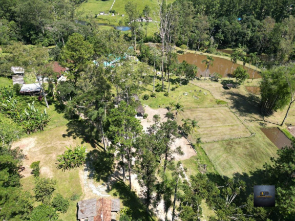 Imagem Imóvel com 3 Quartos à Venda, 2.000 m² em Dos Borges - Embuguaçu