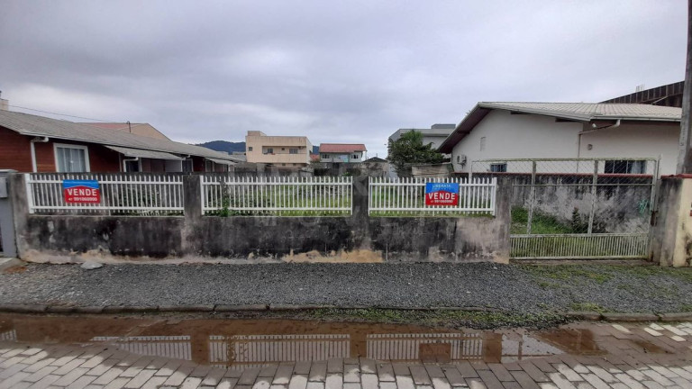 Terreno à Venda,  em Gravatá - Navegantes