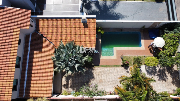 Casa com 4 Quartos à Venda, 261 m² em Setor Habitacional Arniqueira (águas Claras) - Brasília
