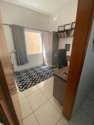 Imagem Casa com 3 Quartos à Venda, 200 m² em Chácaras Maringá - Goiânia Imagem Casa com 3 Quartos à Venda, 200 m² em Chácaras Maringá - Goiânia