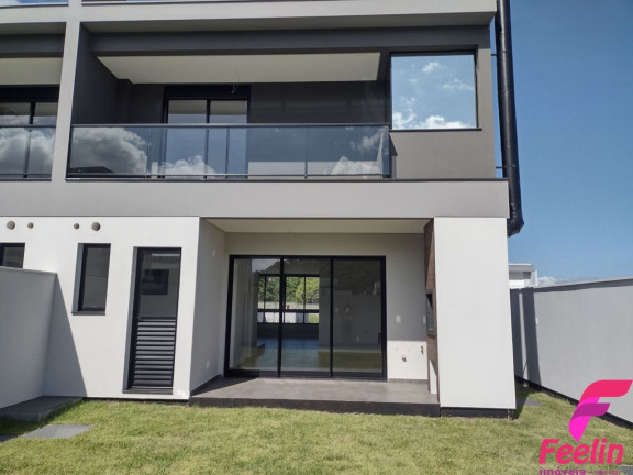 Imagem Casa com 3 Quartos à Venda, 181 m² em Rio Tavares - Florianópolis Imagem Casa com 3 Quartos à Venda, 181 m² em Rio Tavares - Florianópolis