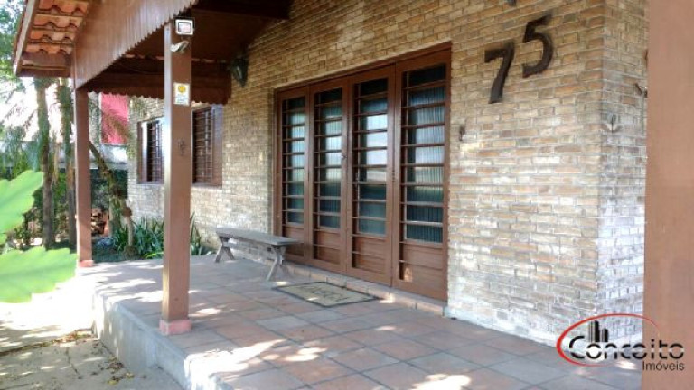 Casa com 3 Quartos à Venda, 140 m² em Itaguá - Ubatuba