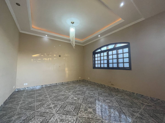 Imagem Casa com 3 Quartos à Venda, 250 m² em Residencial São Charbel - Taubaté Imagem Casa com 3 Quartos à Venda, 250 m² em Residencial São Charbel - Taubaté