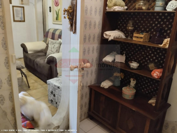 Imagem Casa com 4 Quartos à Venda, 191 m² em Centro - Taubaté Imagem Casa com 4 Quartos à Venda, 191 m² em Centro - Taubaté