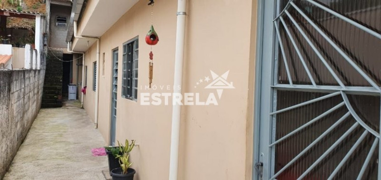 Casa com 2 Quartos à Venda, 155 m² em Jardim Leonor - Cotia