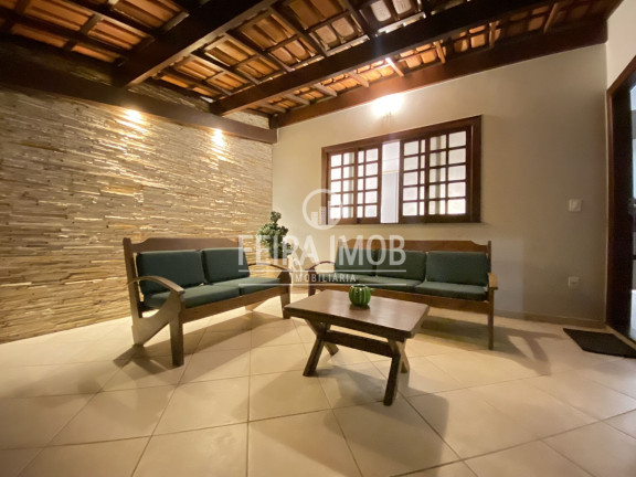 Casa com 2 Quartos à Venda, 120 m² em Baraúna - Feira De Santana