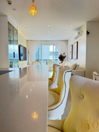 Imagem Apartamento com 3 Quartos à Venda, 118 m² em Centro - Balneário Camboriú Imagem Apartamento com 3 Quartos à Venda, 118 m² em Centro - Balneário Camboriú