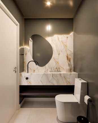 Imagem Apartamento com 2 Quartos à Venda, 73 m² em Centro - Camboriú