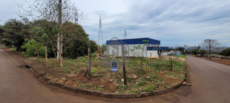Imagem Terreno à Venda, 400 m² em Country - Cascavel Imagem Terreno à Venda, 400 m² em Country - Cascavel