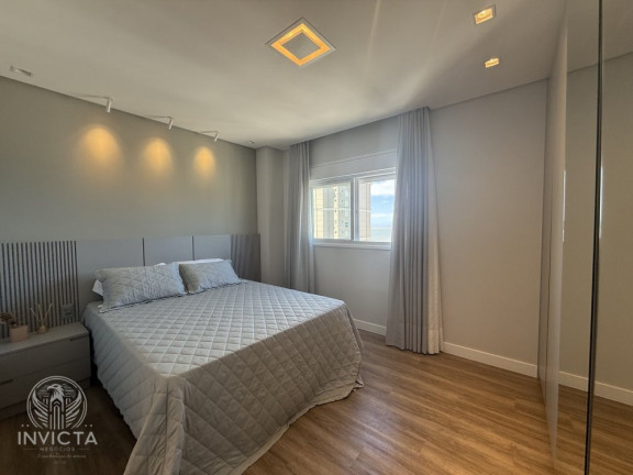 Imagem Apartamento com 3 Quartos à Venda, 118 m² em Centro - Balneário Camboriú